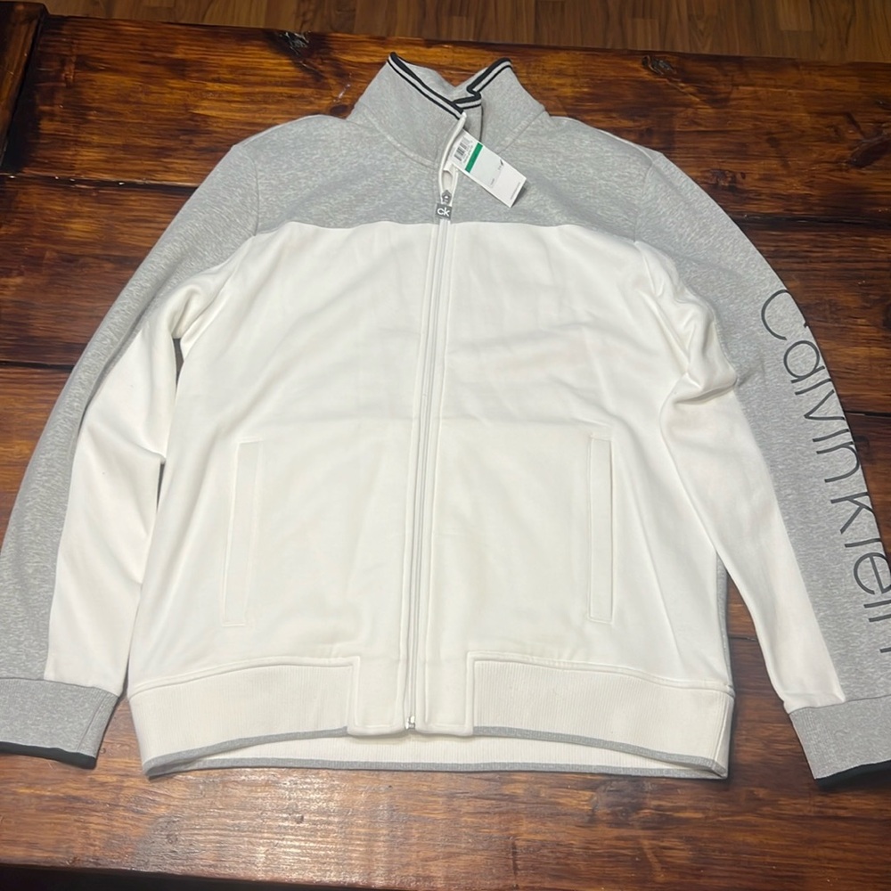 Calvin Klein sweatshirt
